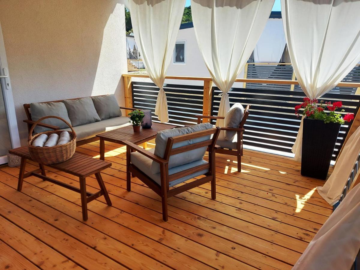 Mobile Homes Charly Tisno Luaran gambar