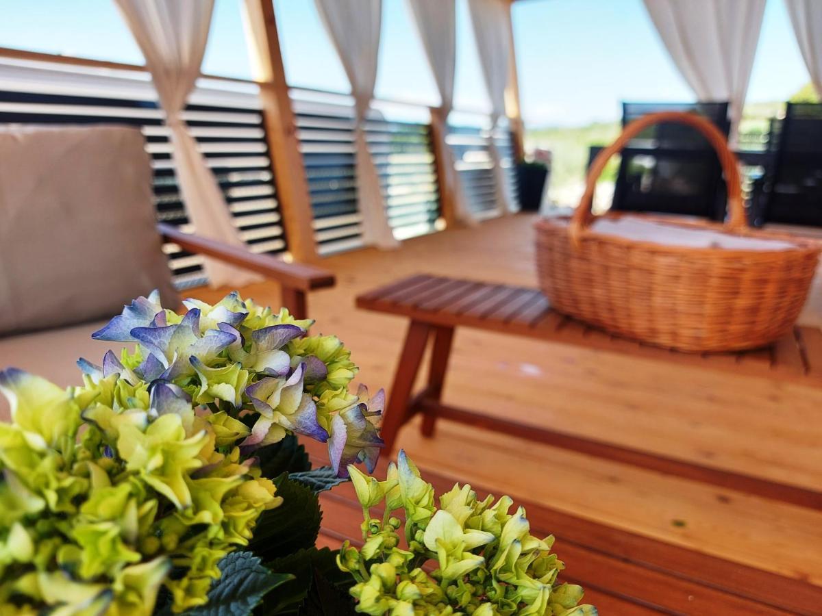 Mobile Homes Charly Tisno Luaran gambar